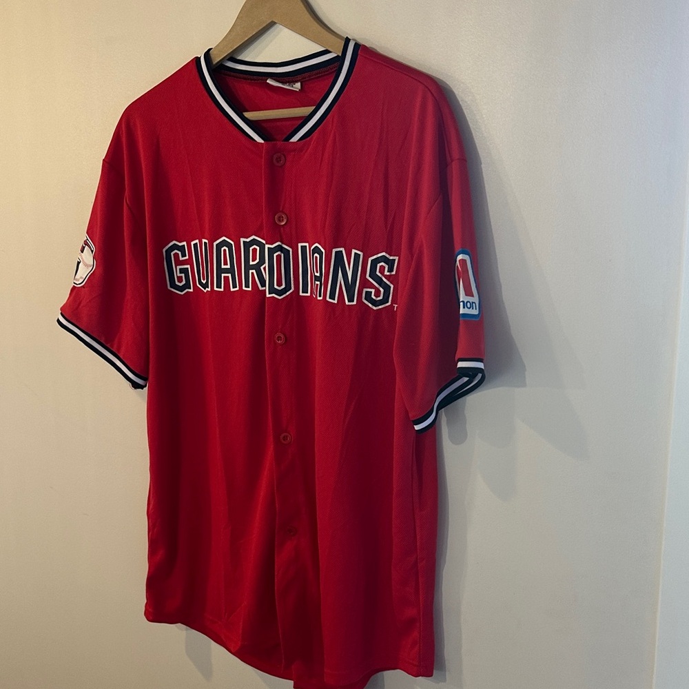 Red Guardians Button-Up Jersey